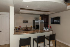 9809 E 28th Ave Denver CO-large-020-6-Bar-1498×1000-72dpi