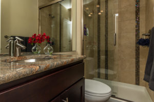 9809 E 28th Ave Denver CO-large-023-4-Bathroom-1498×1000-72dpi